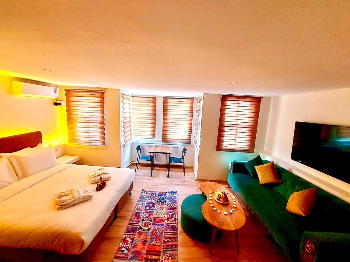 Mates Port Hotel Istanbul Eksteriør billede